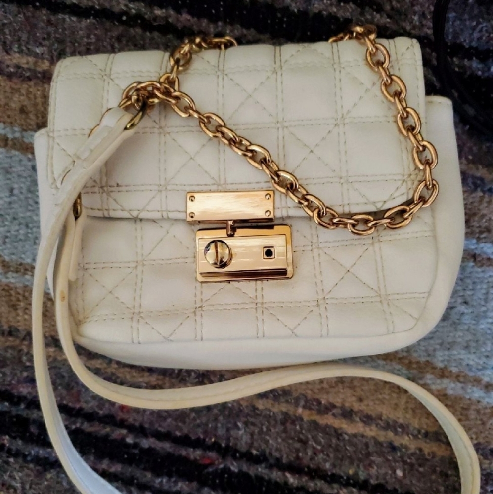 Small cross body purse